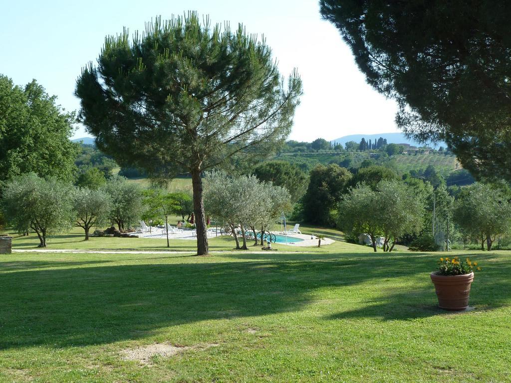 Agriturismo La Grotta Di Montecchino Сієна Екстер'єр фото