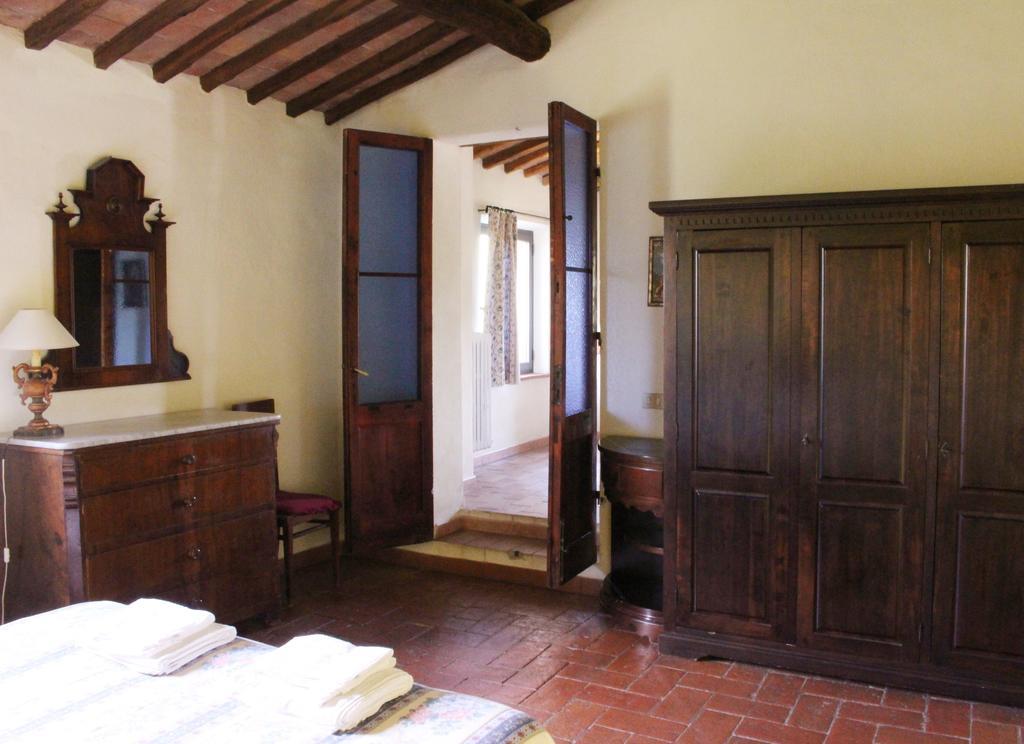 Agriturismo La Grotta Di Montecchino Сієна Екстер'єр фото