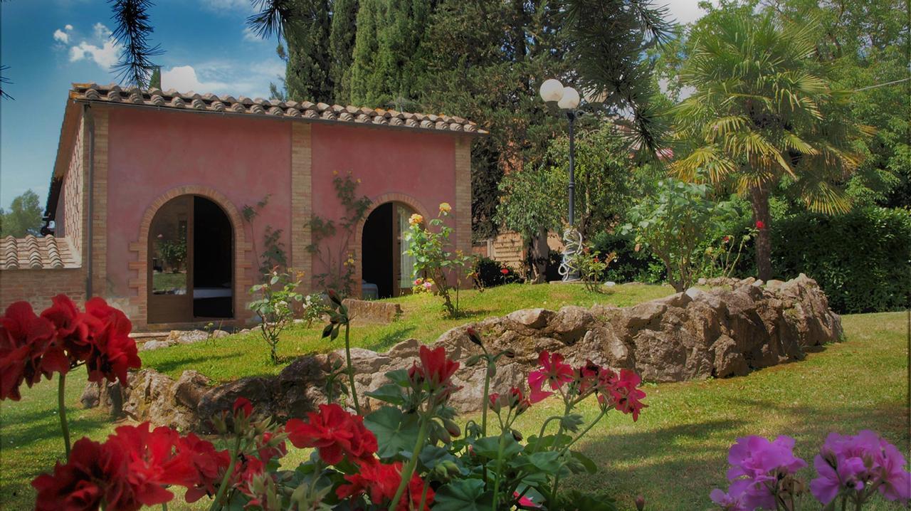 Agriturismo La Grotta Di Montecchino Сієна Екстер'єр фото