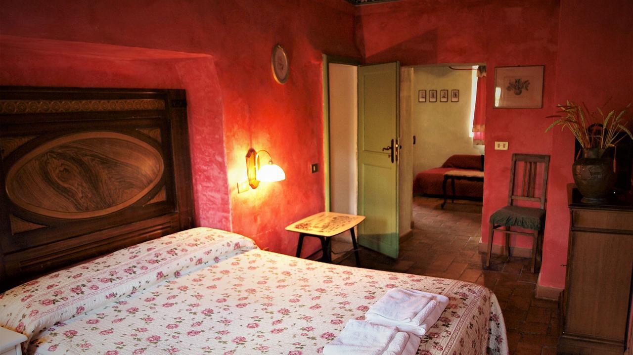 Agriturismo La Grotta Di Montecchino Сієна Екстер'єр фото