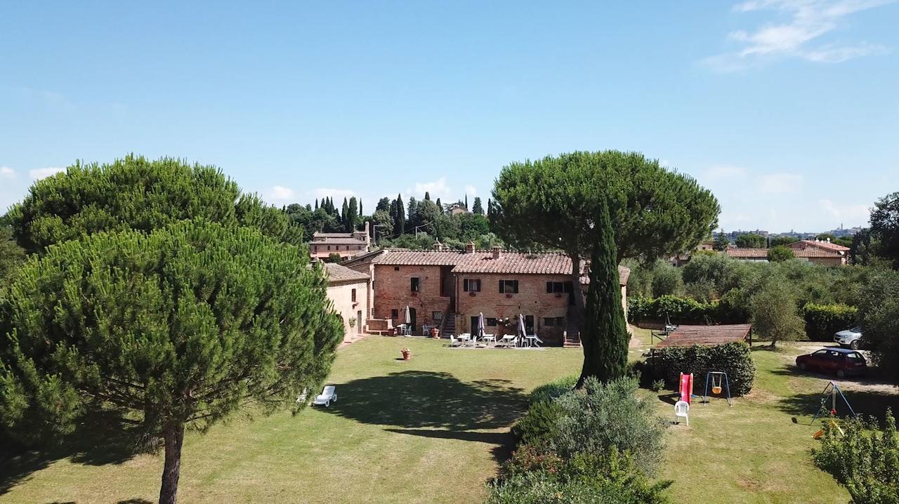 Agriturismo La Grotta Di Montecchino Сієна Екстер'єр фото